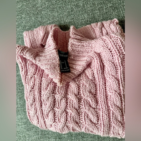 Forever 21 Cable Knit Sweater Jumper - Picture 3 of 3